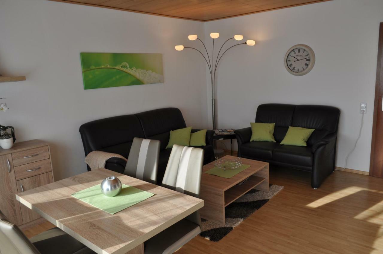 Ferienwohnung Familie Slepitzka Niedenstein Esterno foto